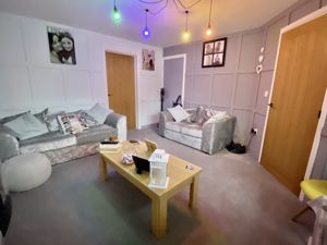 Lounge- click for photo gallery